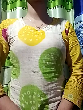 Snapshot of Aruyeshi- chatting on February 2025 04:07:01 PM Aruyeshi- online show from February 2025 04:07:01 PM