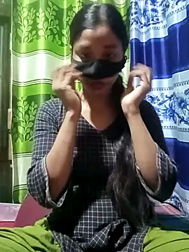 Snapshot of Aruyeshi- chatting on February 2025 08:22:02 AM Aruyeshi- online show from February 2025 08:22:02 AM