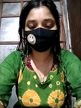 Snapshot of Aruyeshi- chatting on October 2025 03:31:01 AM Aruyeshi- online show from October 2025 03:31:01 AM