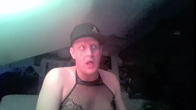 Bigthroaterboy online show from June 2026 02:33:02 AM