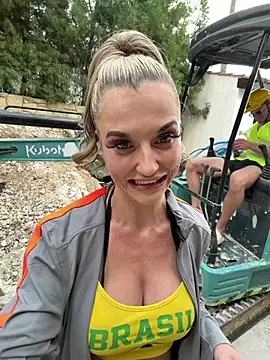 Snapshot of JayJayPink chatting on May 2026 02:24:02 PM JayJayPink online show from May 2026 02:24:02 PM