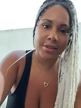 HaileyDiana online show from September 2025 03:57:01 PM