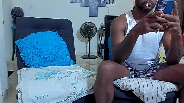 Snapshot of kerlysmith_24 chatting on May 2026 03:19:01 PM kerlysmith 24 online show from May 2026 03:19:01 PM