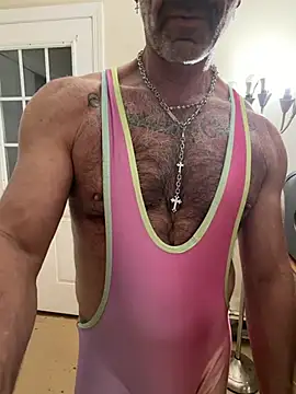 DaddySnowXX online show from May 2026 02:20:02 AM