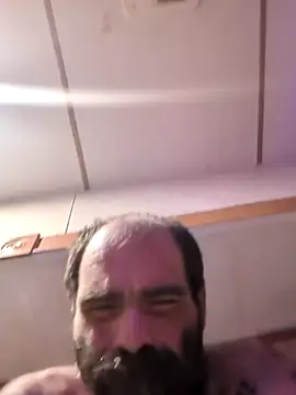 WilldoPita online show from October 2025 07:12:01 AM