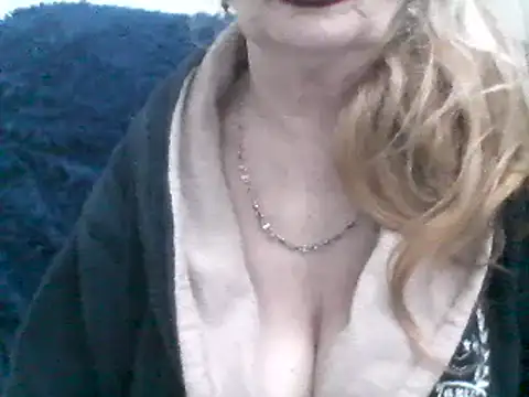 CarlyTreat online show from February 2025 03:52:01 PM