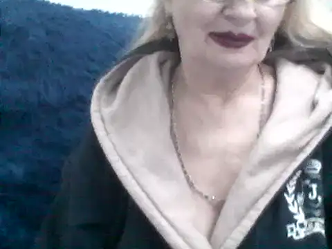 CarlyTreat online show from February 2025 05:50:01 PM