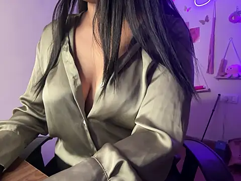 Okaysimran online show from December 2024 07:32:02 PM