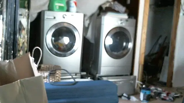 trash4cash online show from October 2025 04:04:01 PM