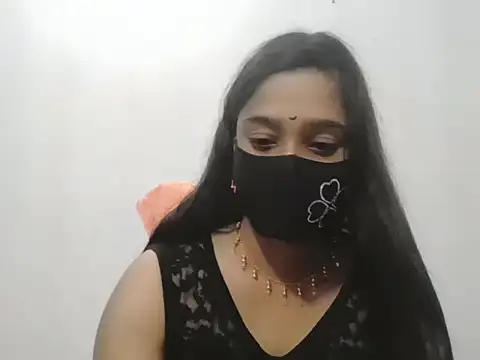 Snapshot of Chitrani- chatting on May 2026 04:33:01 PM Chitrani- online show from May 2026 04:33:01 PM