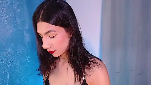 sofiaa grey  online show from January 2025 01:09:01 PM