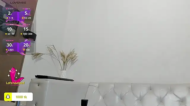 Shayla27 online show from December 2024 01:55:01 PM