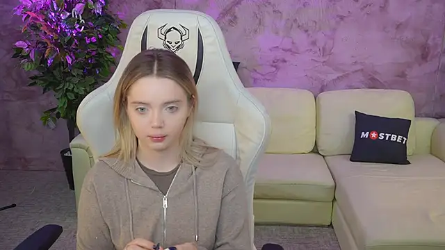 Cassy-Celestial  online show from January 2025 11:52:02 PM