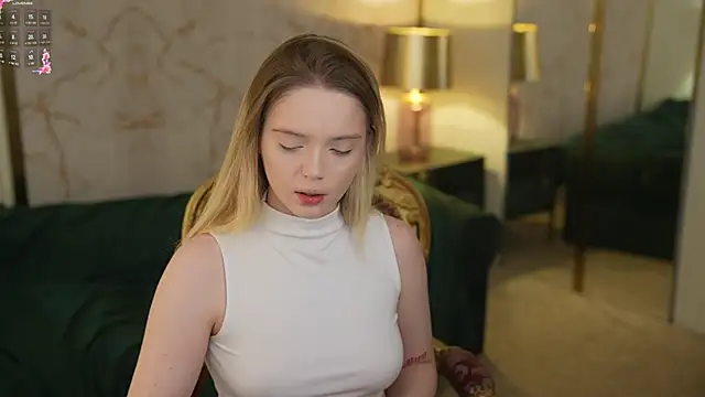 Cassy-Celestial  online show from October 2025 07:38:02 AM