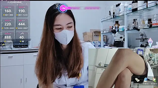 Snapshot of Kathylove_2023 chatting on February 2025 08:07:01 AM Kathylove 2023 online show from February 2025 08:07:01 AM