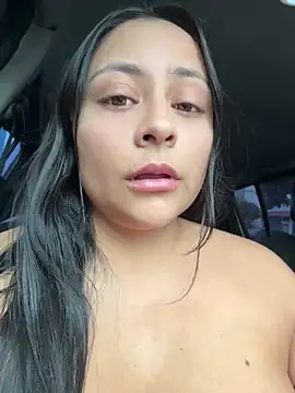 Snapshot of Sol_biglips chatting on April 2026 03:14:01 PM Sol biglips online show from April 2026 03:14:01 PM
