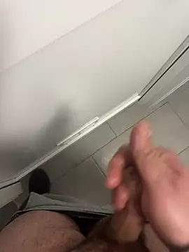 Snapshot of _themask_ chatting on January 2025 07:41:02 PM  themask  online show from January 2025 07:41:02 PM