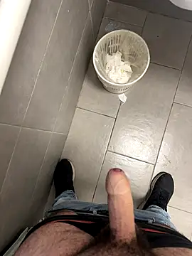 Snapshot of _themask_ chatting on October 2025 04:08:02 PM  themask  online show from October 2025 04:08:02 PM