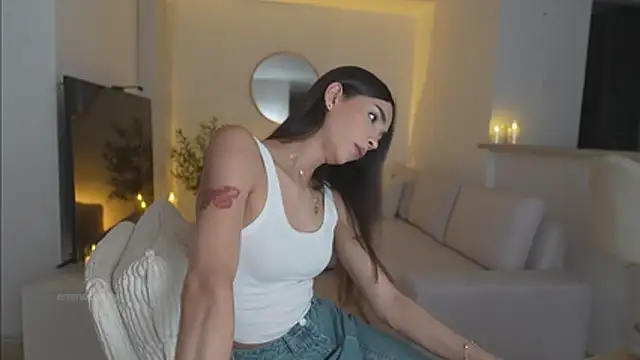 Snapshot of Emmavr chatting on July 2026 02:27:02 AM Emmavr online show from July 2026 02:27:02 AM