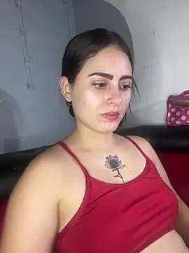 Azuna25 online show from June 2026 07:42:01 PM