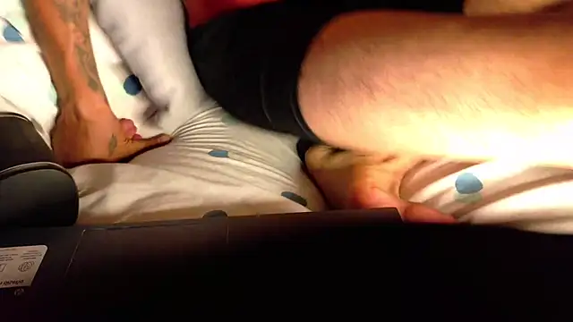 tom thick online show from October 2025 05:02:02 AM