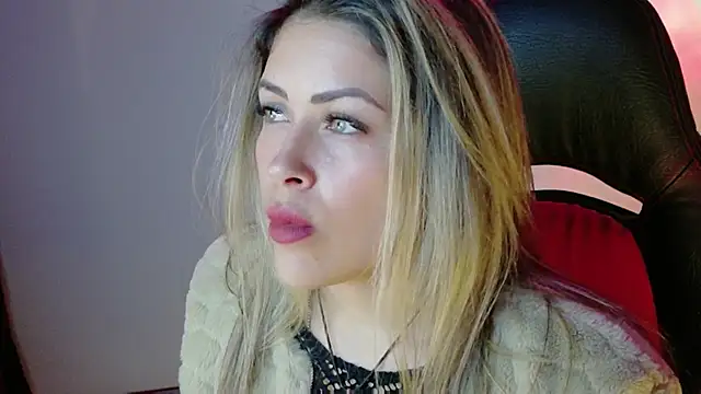 Natalia Montoya online show from November 2025 12:54:01 AM