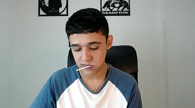 kaiine190 online show from December 2024 07:07:02 PM