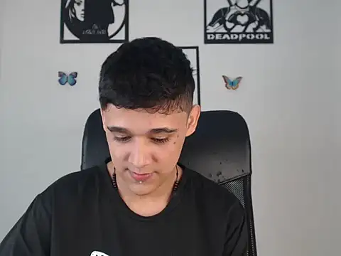 kaiine190 online show from January 2025 06:39:01 PM