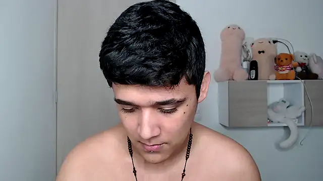 kaiine190 online show from October 2025 08:20:02 PM