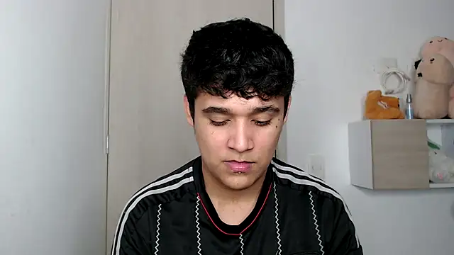 kaiine190 online show from October 2025 10:27:01 AM