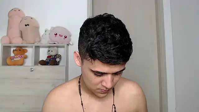 kaiine190 online show from November 2025 07:40:01 AM