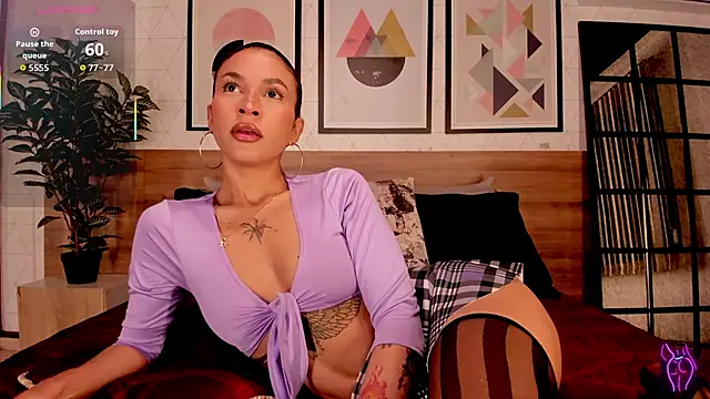 LunaRuso online show from October 2025 08:05:01 PM