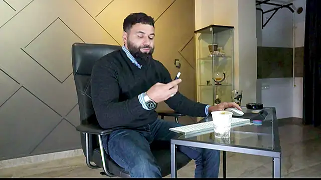 mattmasterss online show from February 2025 09:22:01 PM