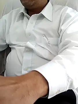 Hot-man39 online show from December 2024 09:06:02 AM