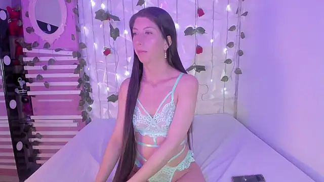 Megannklein online show from March 2025 11:53:01 AM