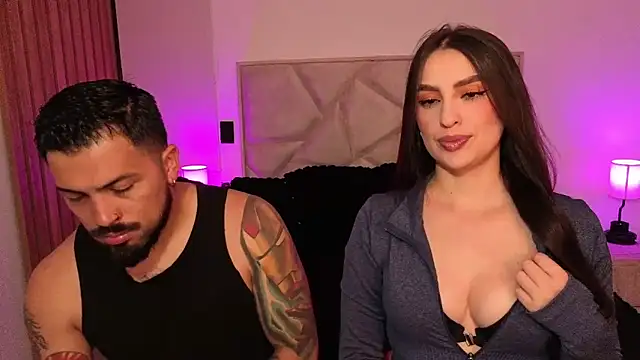 Snapshot of teseo_and_afroditha_ chatting on April 2026 03:35:02 AM teseo and afroditha online show from April 2026 03:35:02 AM