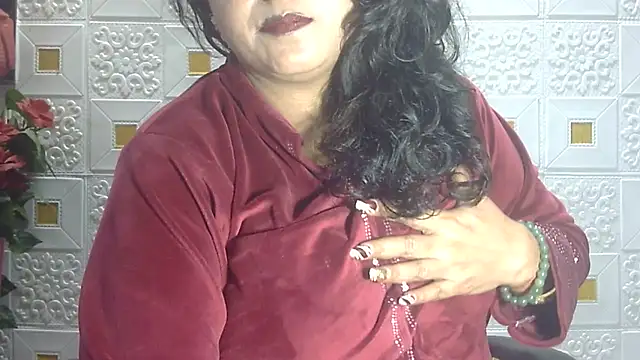 Sexy komolika online show from February 2025 06:41:02 PM