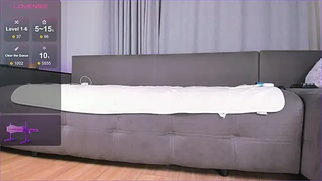 Cherrypie 001 online show from February 2025 01:08:02 PM