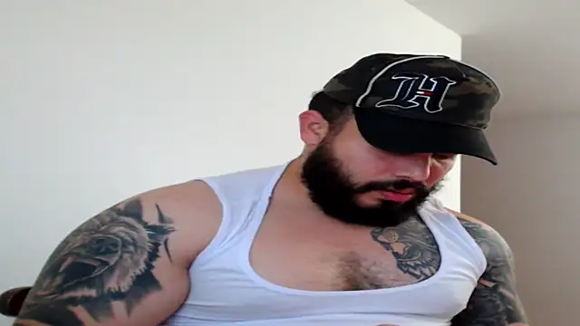 alexandergranda71 online show from January 2025 05:04:01 PM