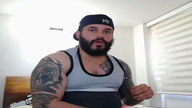 alexandergranda71 online show from March 2025 03:56:01 PM