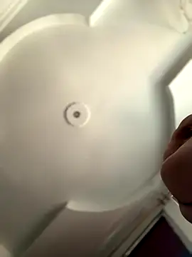 emiss  online show from October 2025 03:35:02 PM