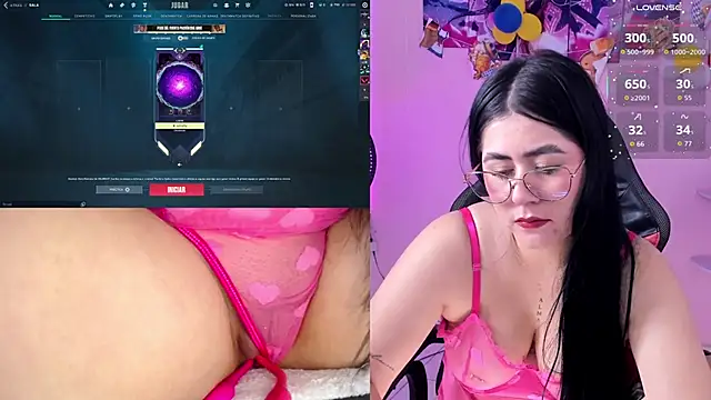 DanielaHang online show from October 2025 01:51:02 PM