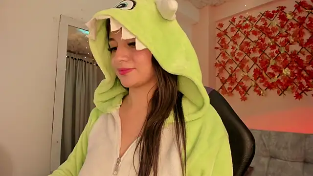 Snapshot of Sweet_Candies chatting on March 2025 03:43:02 AM Sweet Candies online show from March 2025 03:43:02 AM