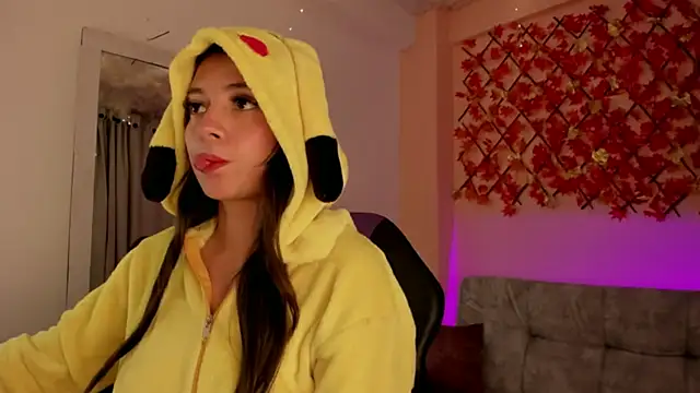 Snapshot of Sweet_Candies chatting on March 2025 01:06:01 AM Sweet Candies online show from March 2025 01:06:01 AM