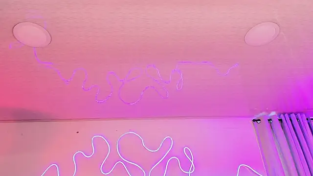 ValleryC online show from April 2026 03:37:01 PM