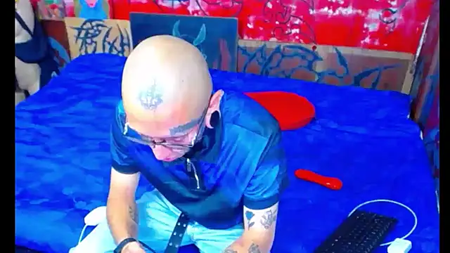 deivid estrada online show from September 2025 04:18:01 PM