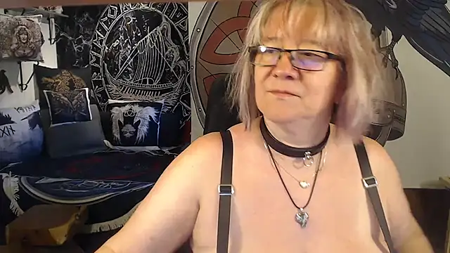 Snapshot of TittenMichelle chatting on June 2026 02:12:02 PM TittenMichelle online show from June 2026 02:12:02 PM