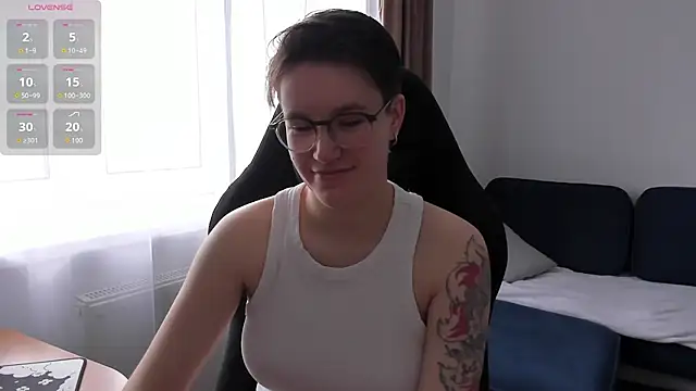 Snapshot of JessieFlower chatting on July 2026 08:06:02 AM JessieFlower online show from July 2026 08:06:02 AM