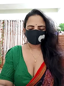 Snapshot of Payel-Sen chatting on October 2025 05:19:01 PM Payel-Sen online show from October 2025 05:19:01 PM