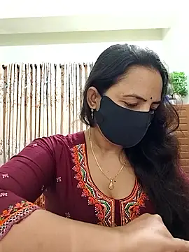 Snapshot of Payel-Sen chatting on November 2025 06:43:01 PM Payel-Sen online show from November 2025 06:43:01 PM